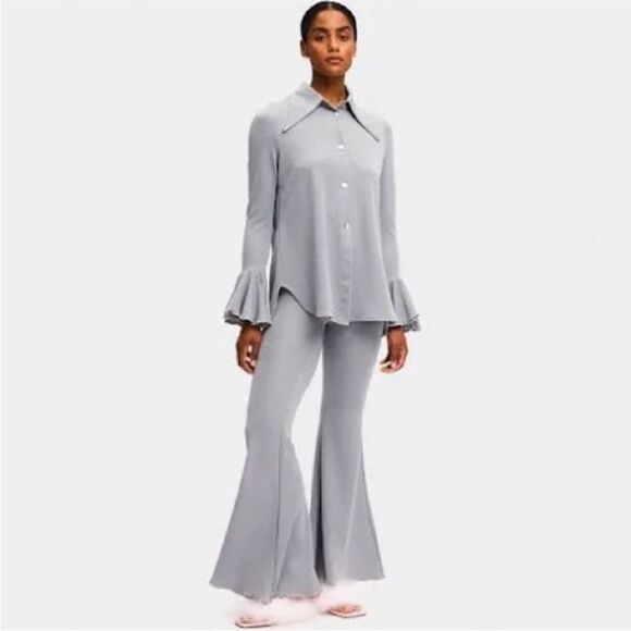 Sleeper Venera Lurex Lounge Suit Set Top and Pants Silver Flared Cuffs NWT $350 - Picture 2 of 11